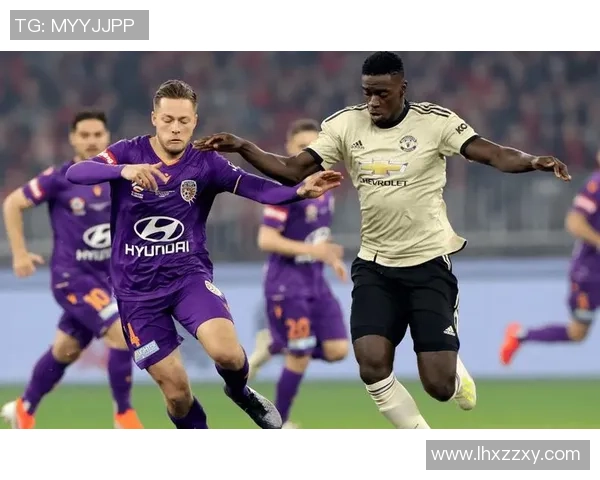 埃尔夫斯堡与达尔的精彩对决揭示了足球战术的魅力与团队合作的重要性